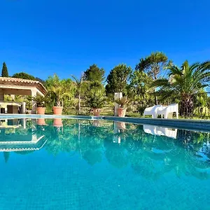  Bed & Breakfast La Source 83 - Close To St Tropez