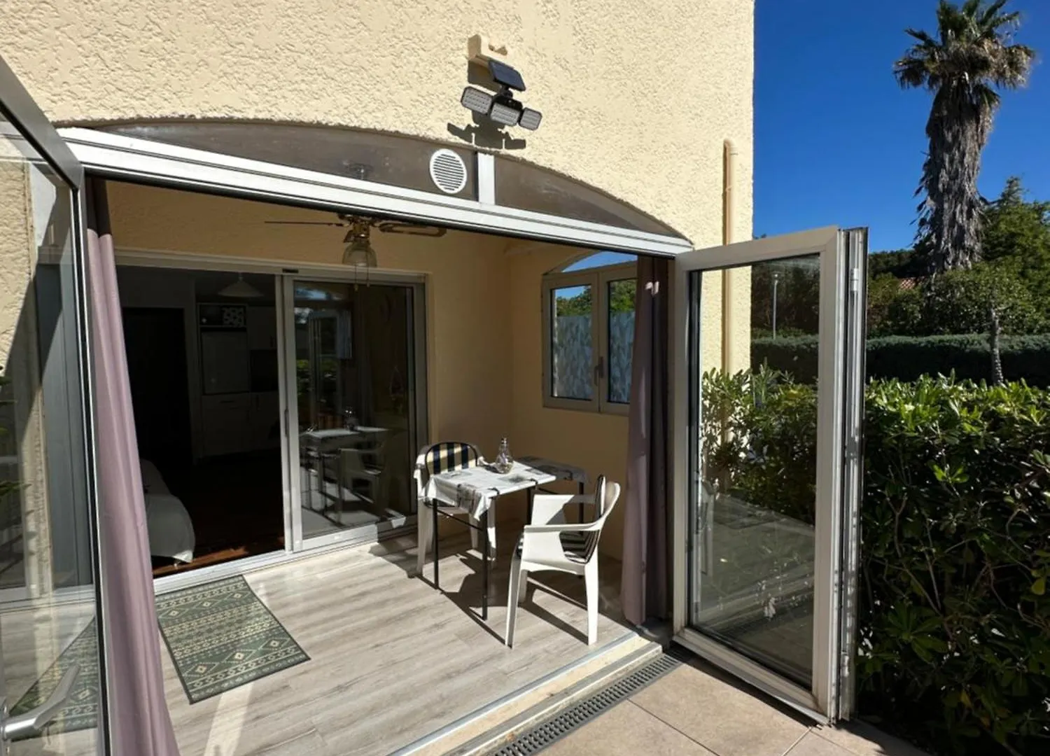 Studio Petit Jardin, Piscine Cogolin France