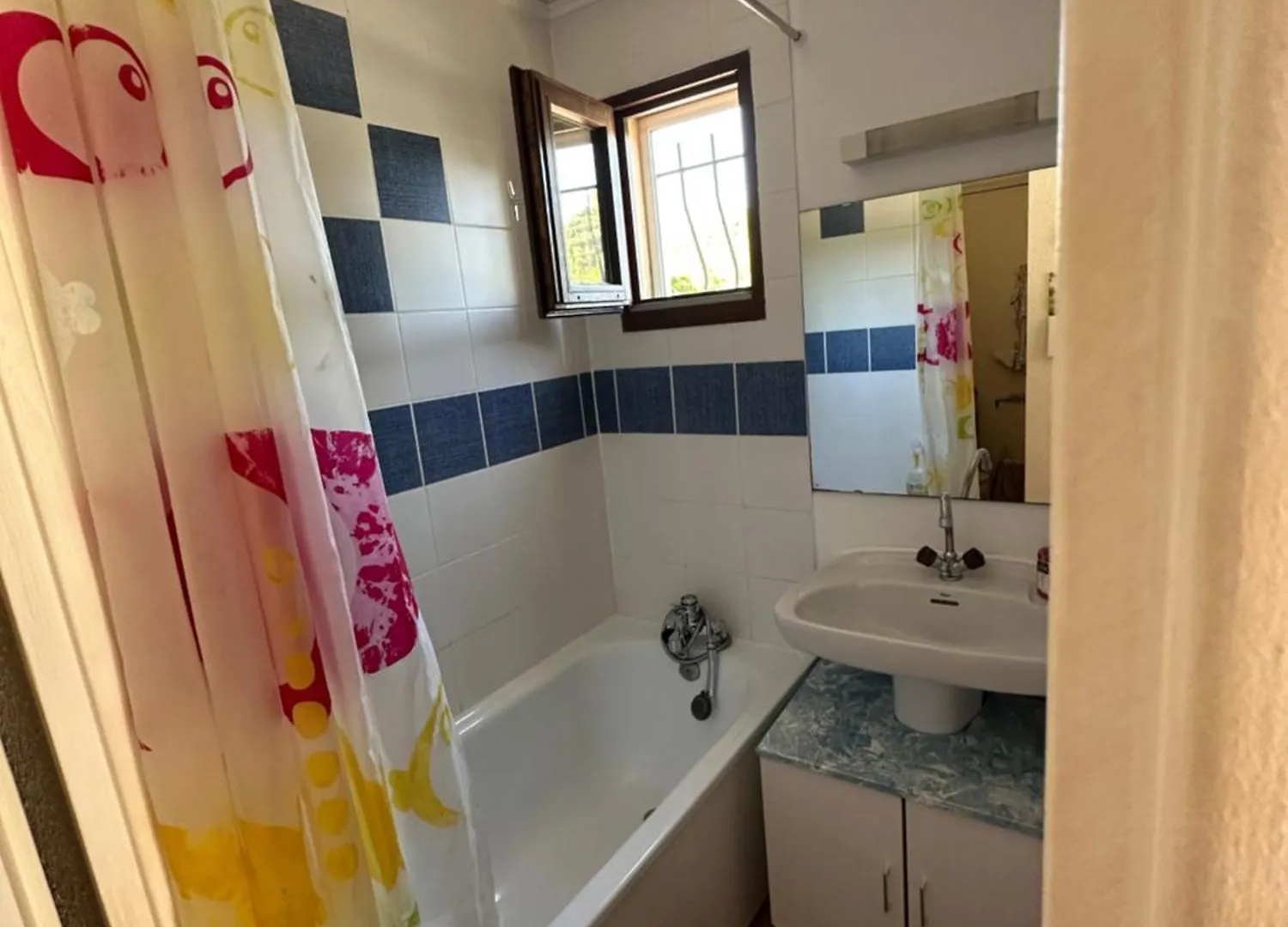 Apartment Studio Petit Jardin, Piscine Cogolin